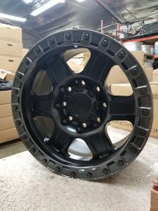 8Lug Truck Gear INNOV8 G400 Simulated Beadlock Wheel 17x8.5 8Lug Truck Gear INNOV8 G400 Simulated Beadlock Wheel 17x8.5
